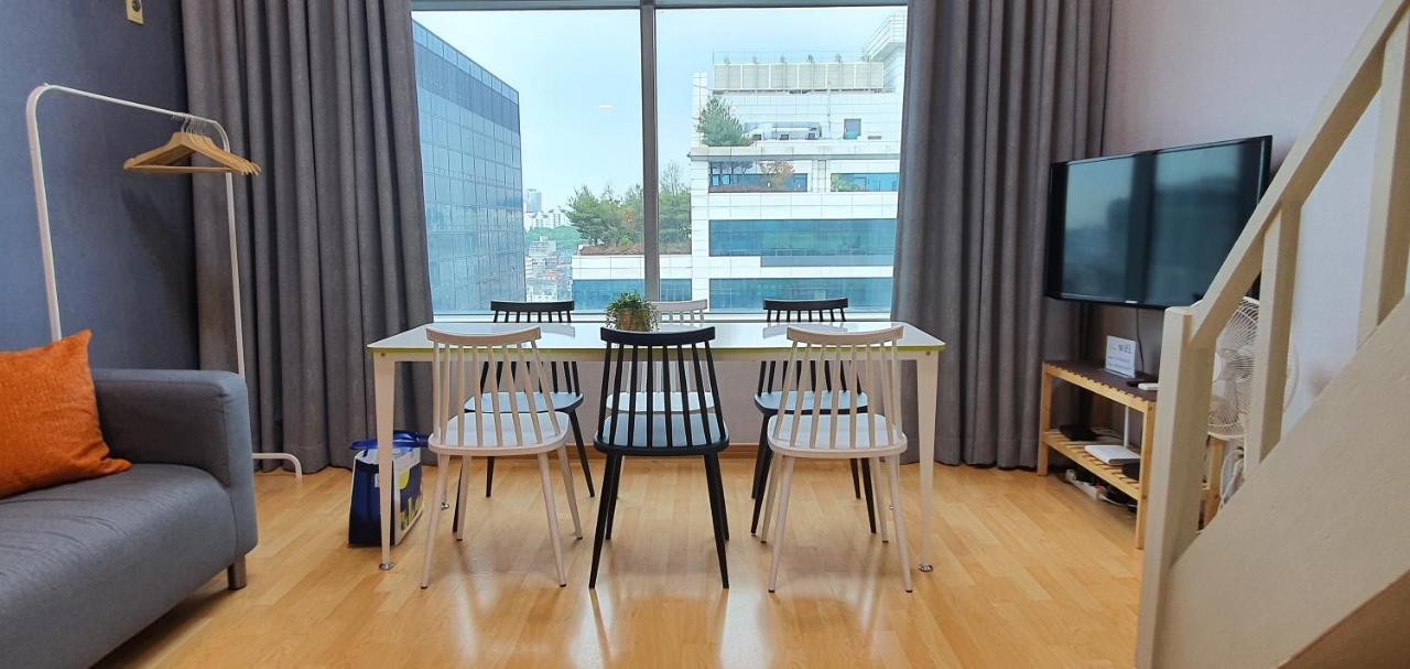 Jsm Hongdae Seoul